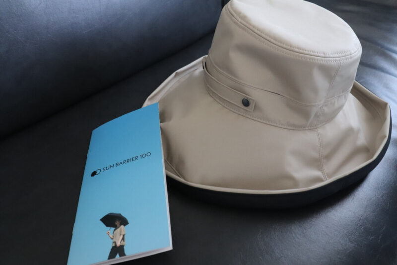 サンバリア100 トラベル・ハット」遮光100%の帽子 レビュー・特徴