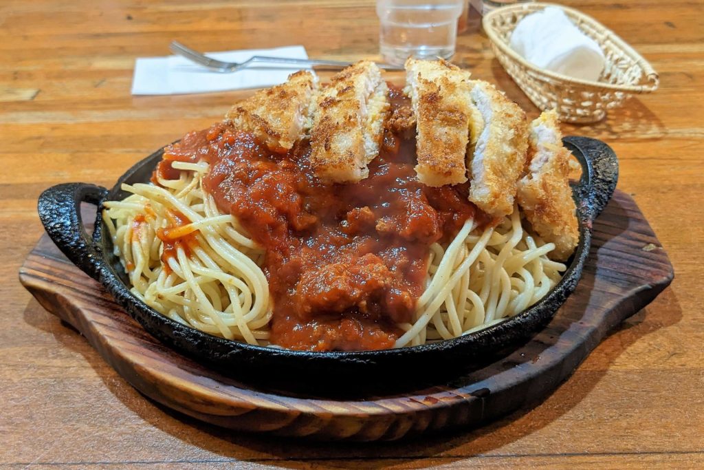 ロータ】カツスパを含めた大盛スパゲティーが人気のデカ盛り喫茶店