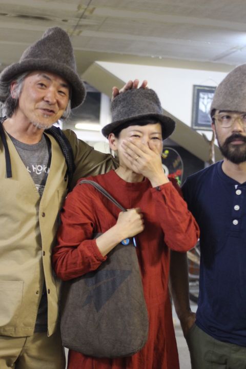 北海道の冬に暖かで優しい帽子「オトプケニット」が可愛い