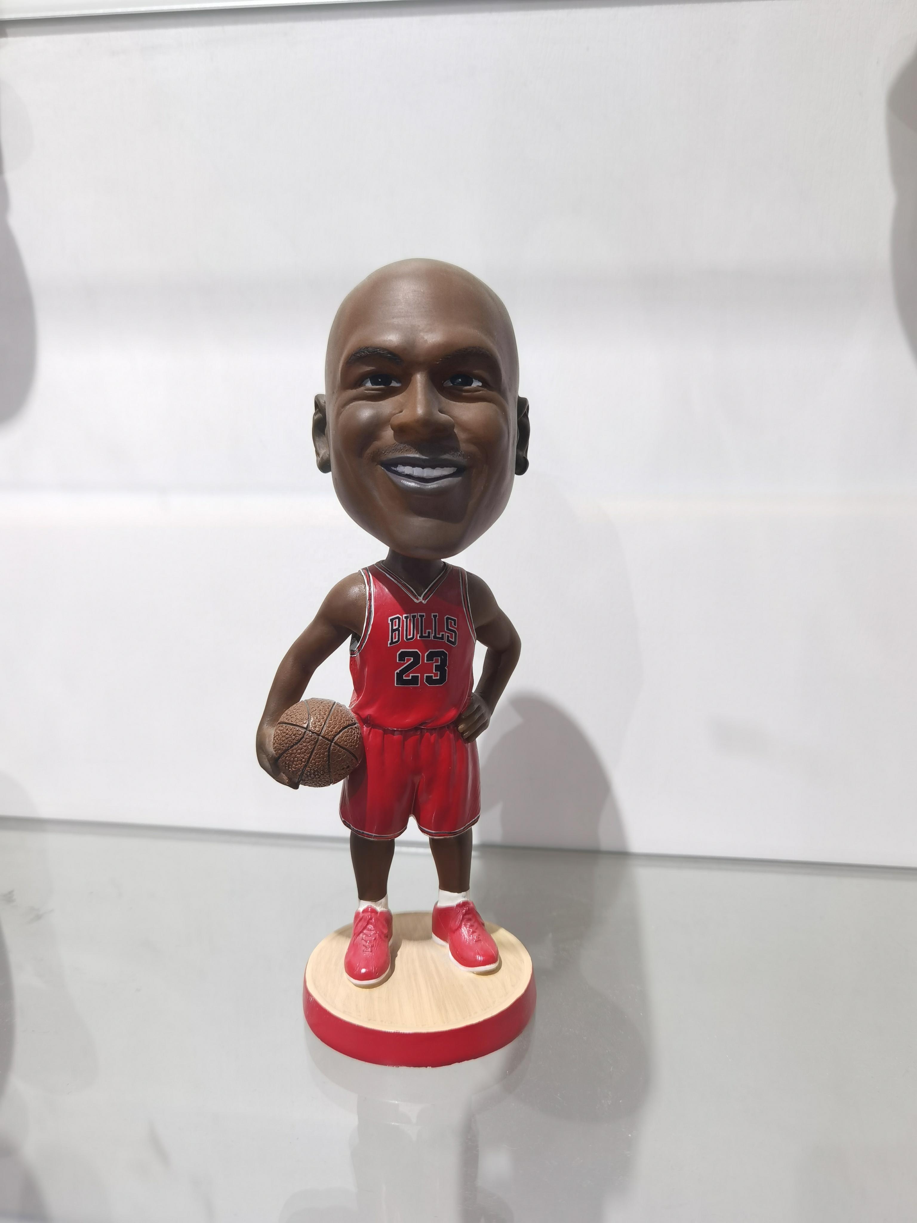 Kobe Bryant Bobble Head Action Figure - Lifelike Sports