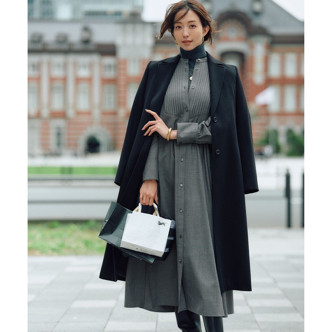 23区 ロロピアーナ スーパー ウール チェスターコート （ブラック系