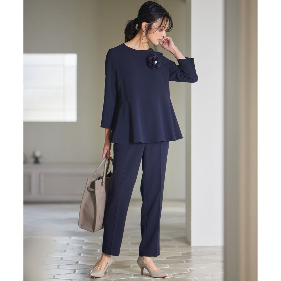 23区 【洗える】トリアセダブルジョーゼット ペプラム ブラウス