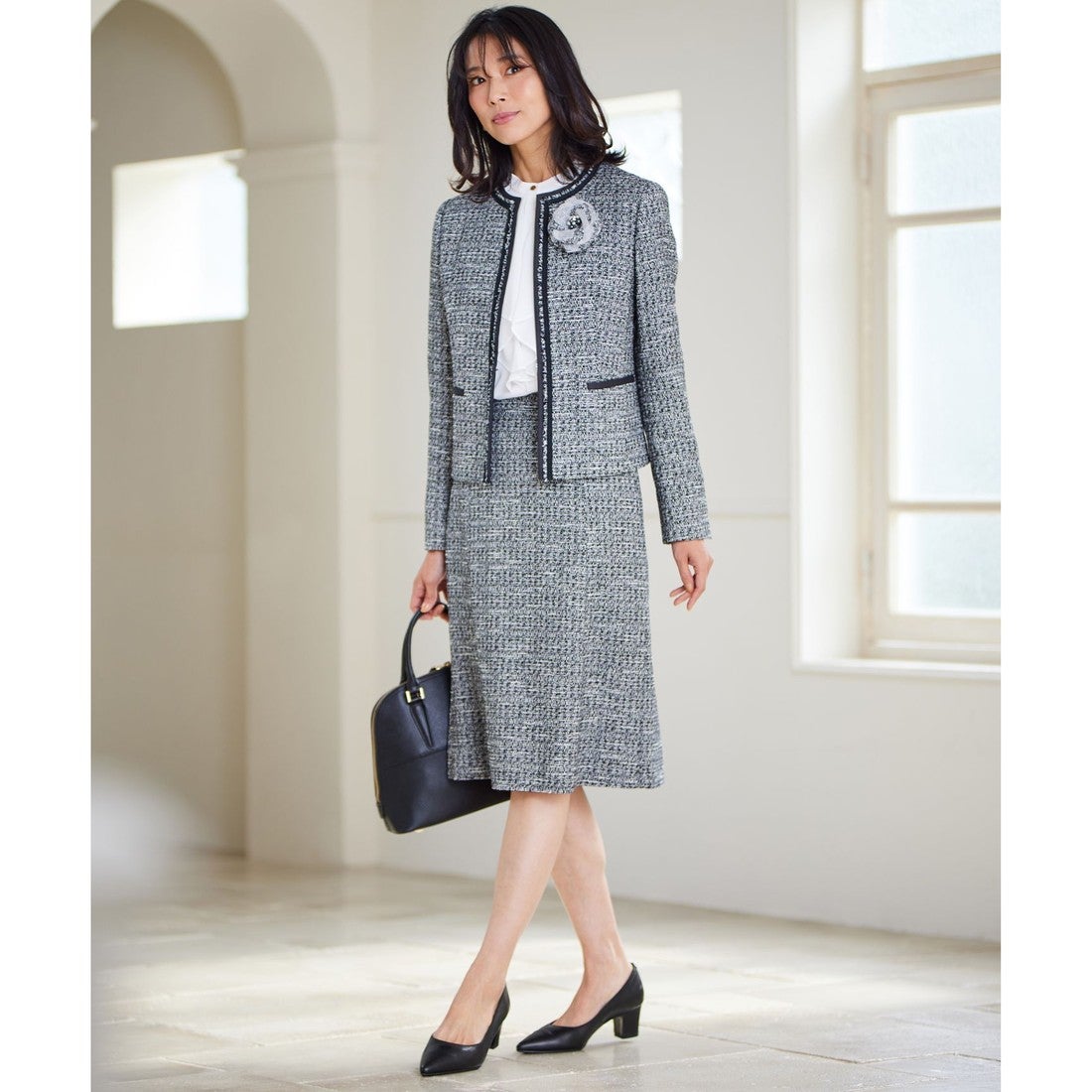 23区 【一部先行予約】シャインツイードストレッチ ノーカラー