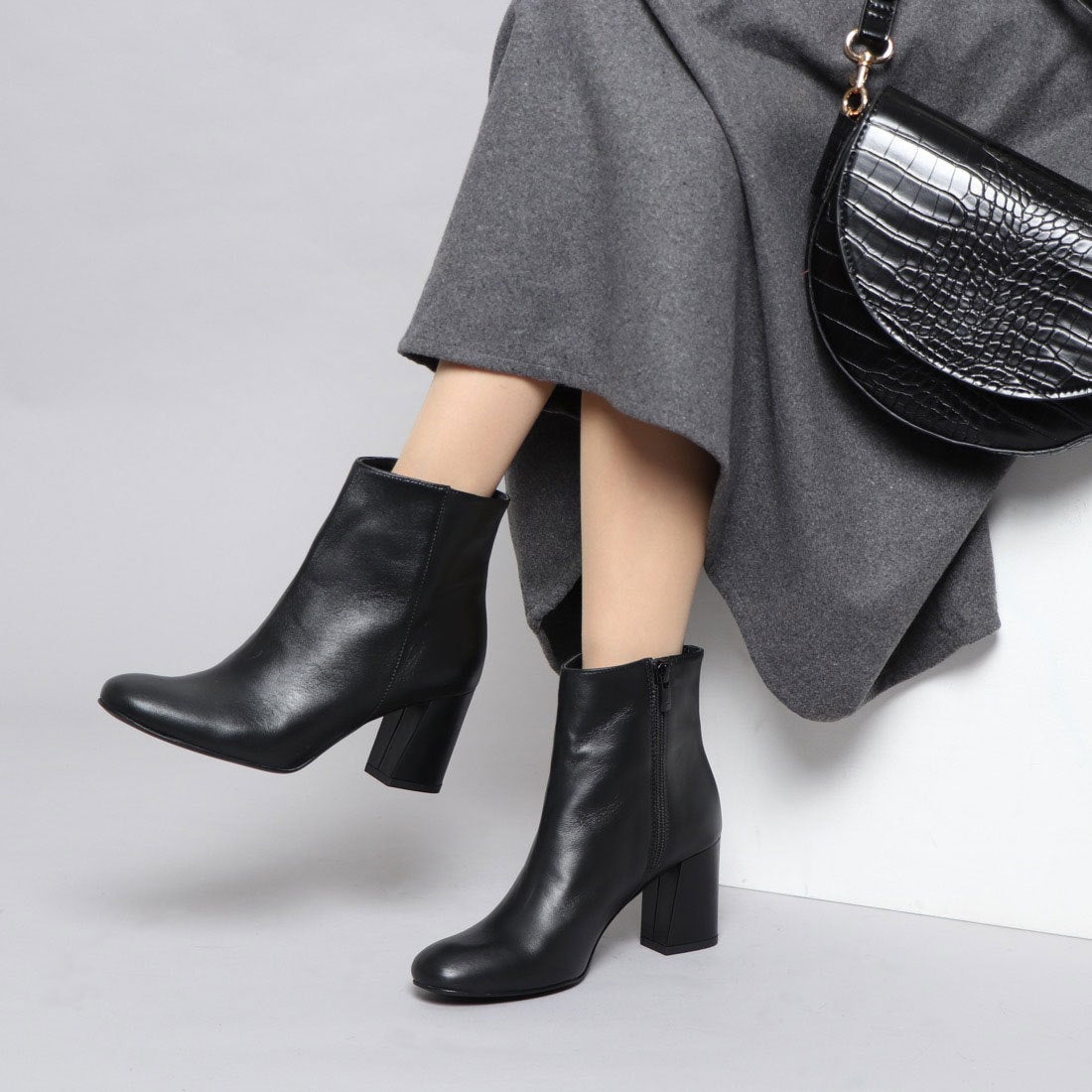 コルソローマ ノーヴェ CORSO ROMA 9 ショートブーツ （ブラック