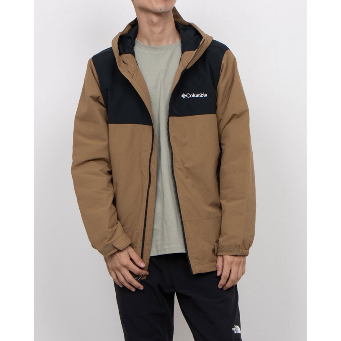 コロンビア Columbia メンズ アウトドア 中綿ジャケット ラビリンス