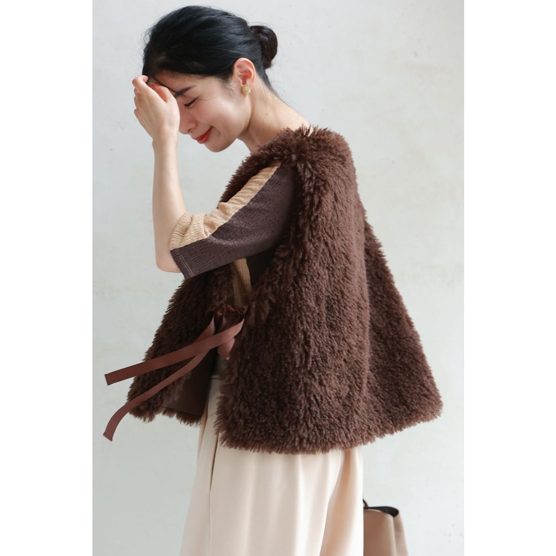 カワイイ CAWAII 狩人感なく着れる ふわふわファーベスト （ブラウン