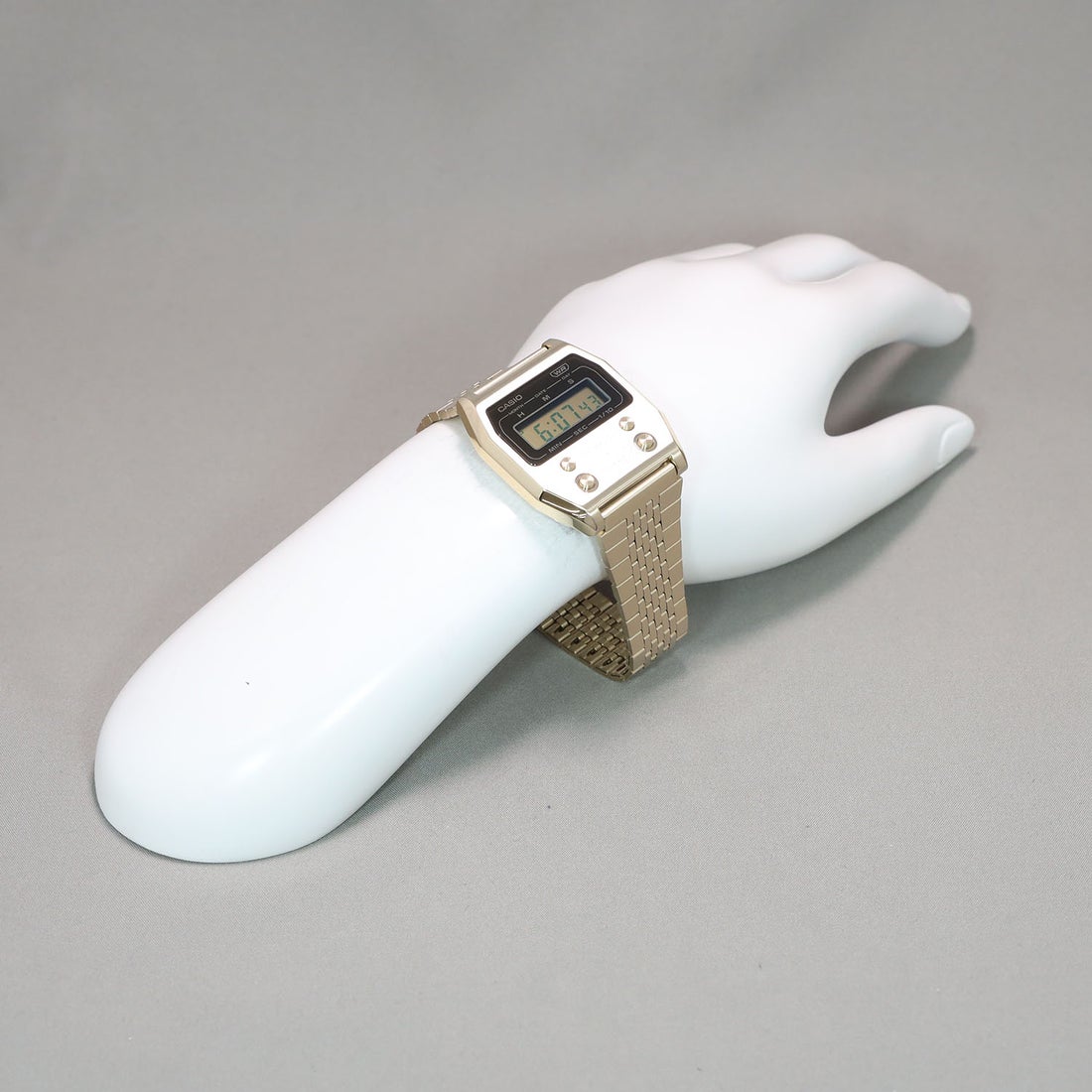 CASIO CLASSIC / A1100G-5JF （ゴールド） -ファッション通販 FASHION