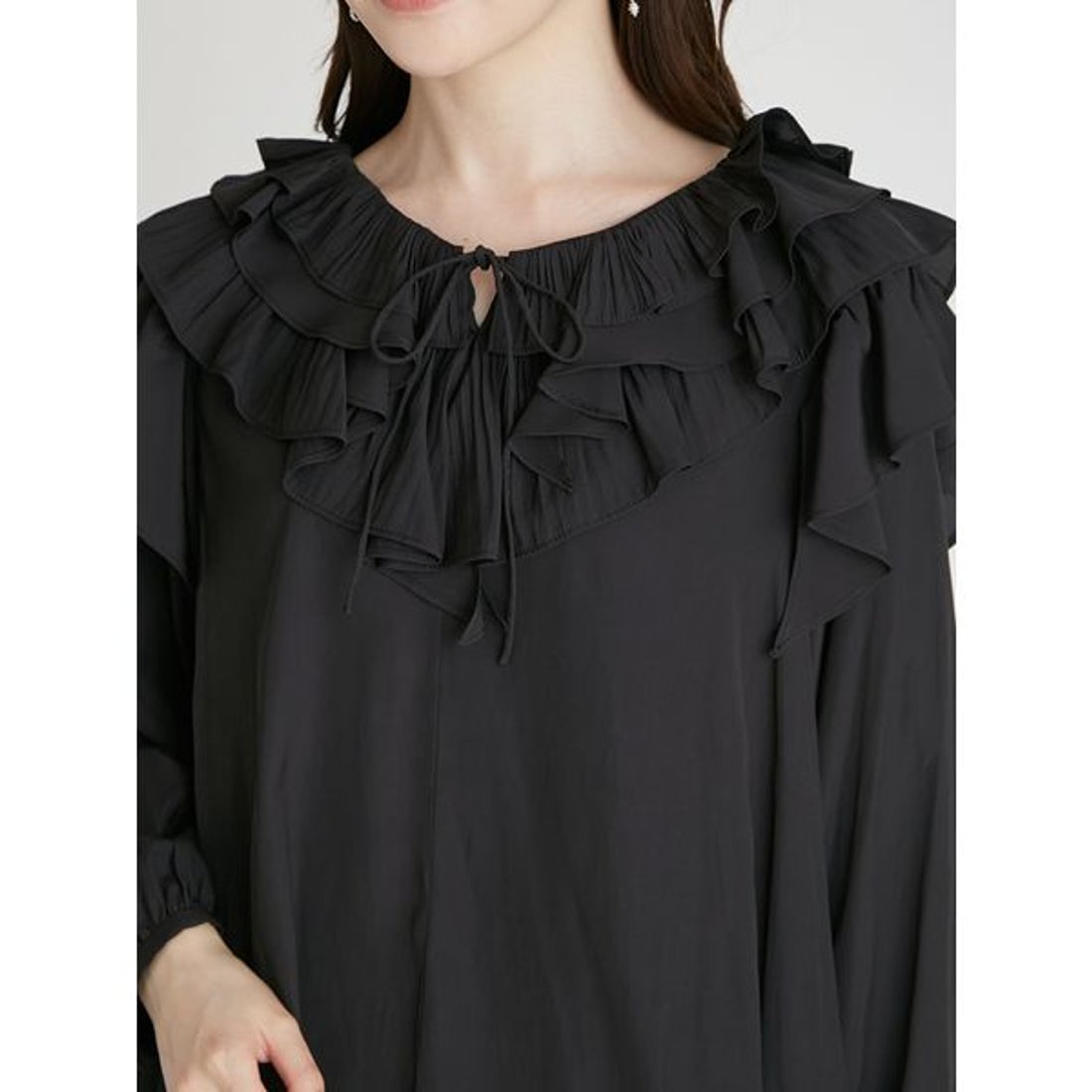 セルフォード CELFORD ラッフルプリーツ割線ブラウス （OWHT