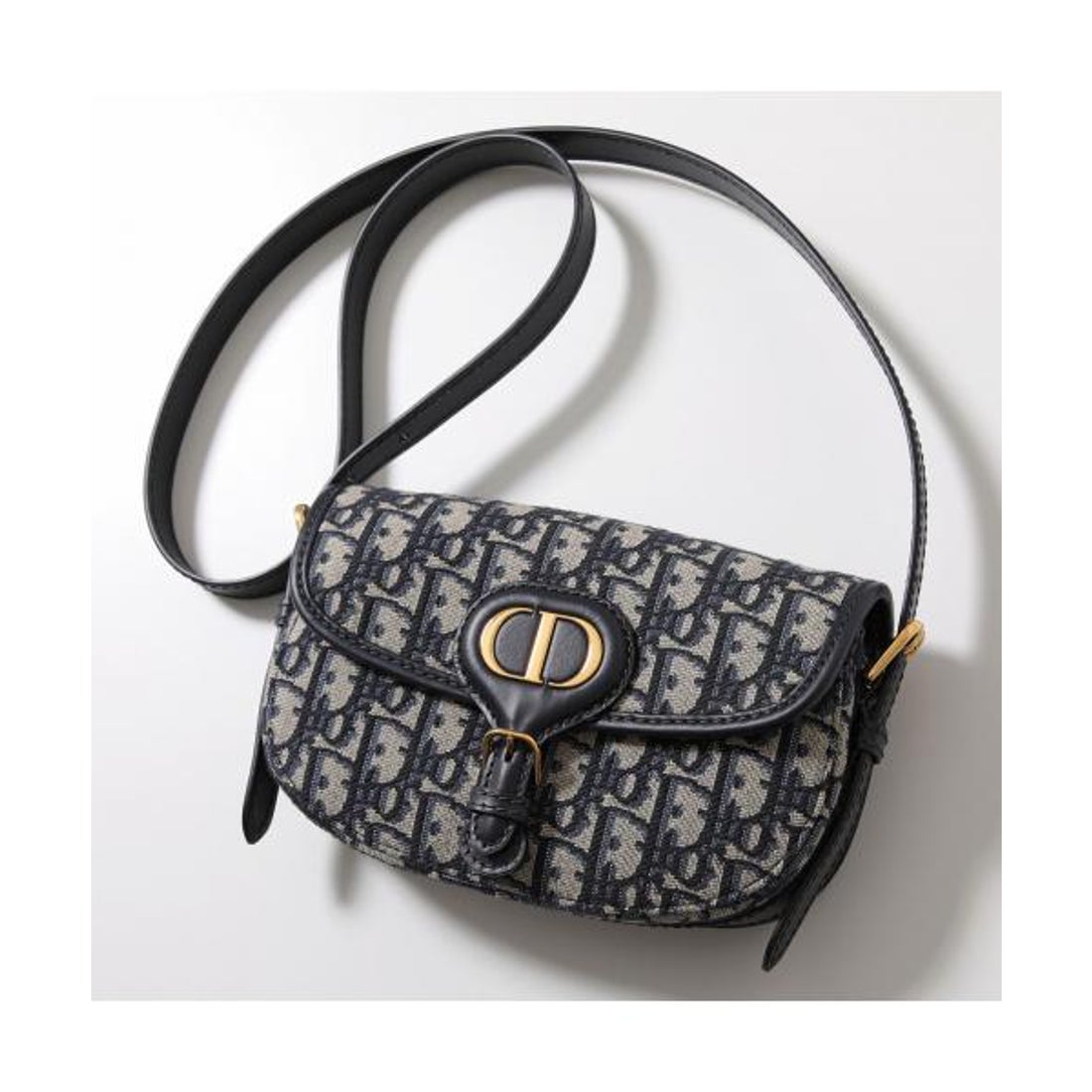 ディオール Dior Dior ショルダーバッグ Bobby East-West M9335UTZQ