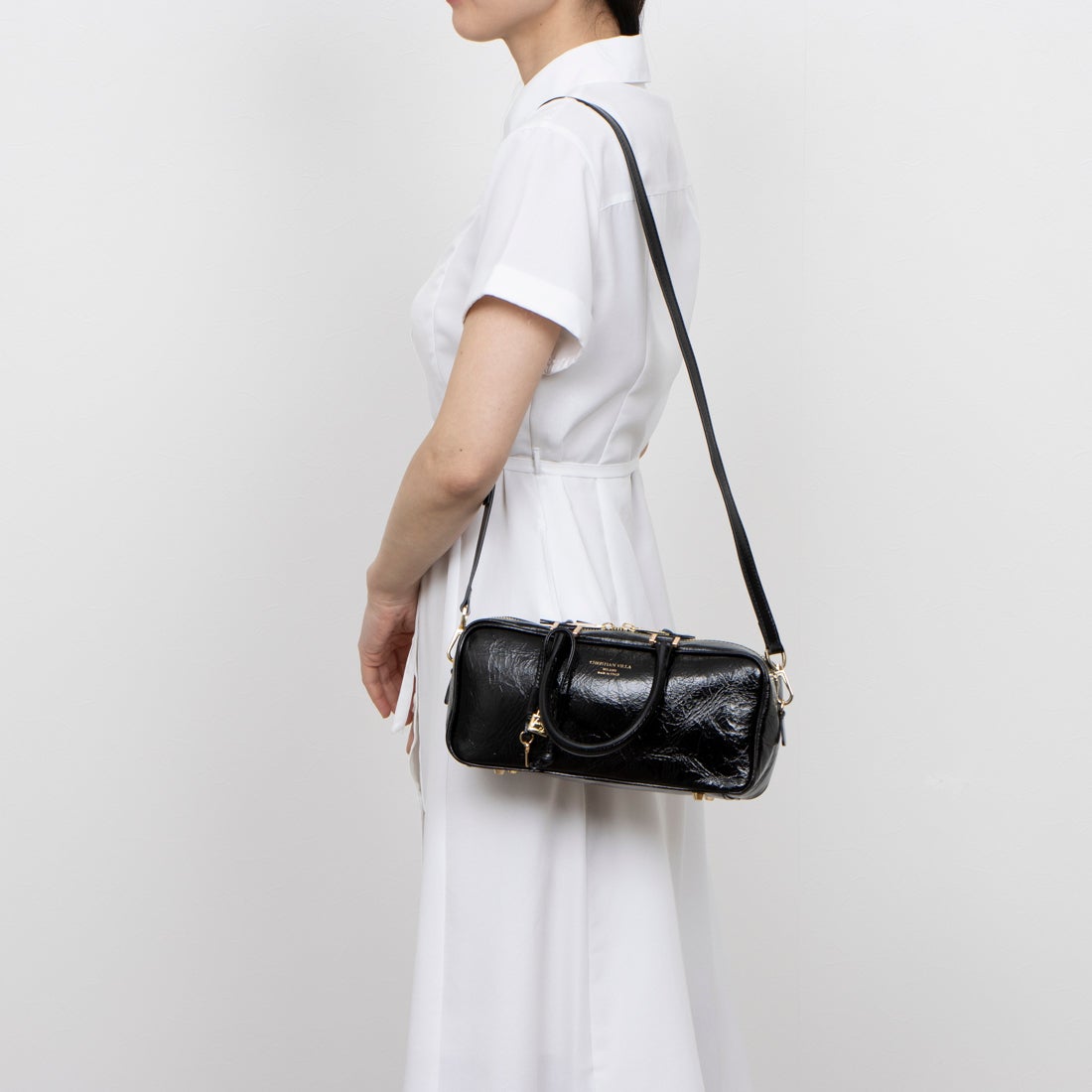 クリスチャンヴィラ CHRISTIAN VILLA チャーム付きレザーハンドル横長