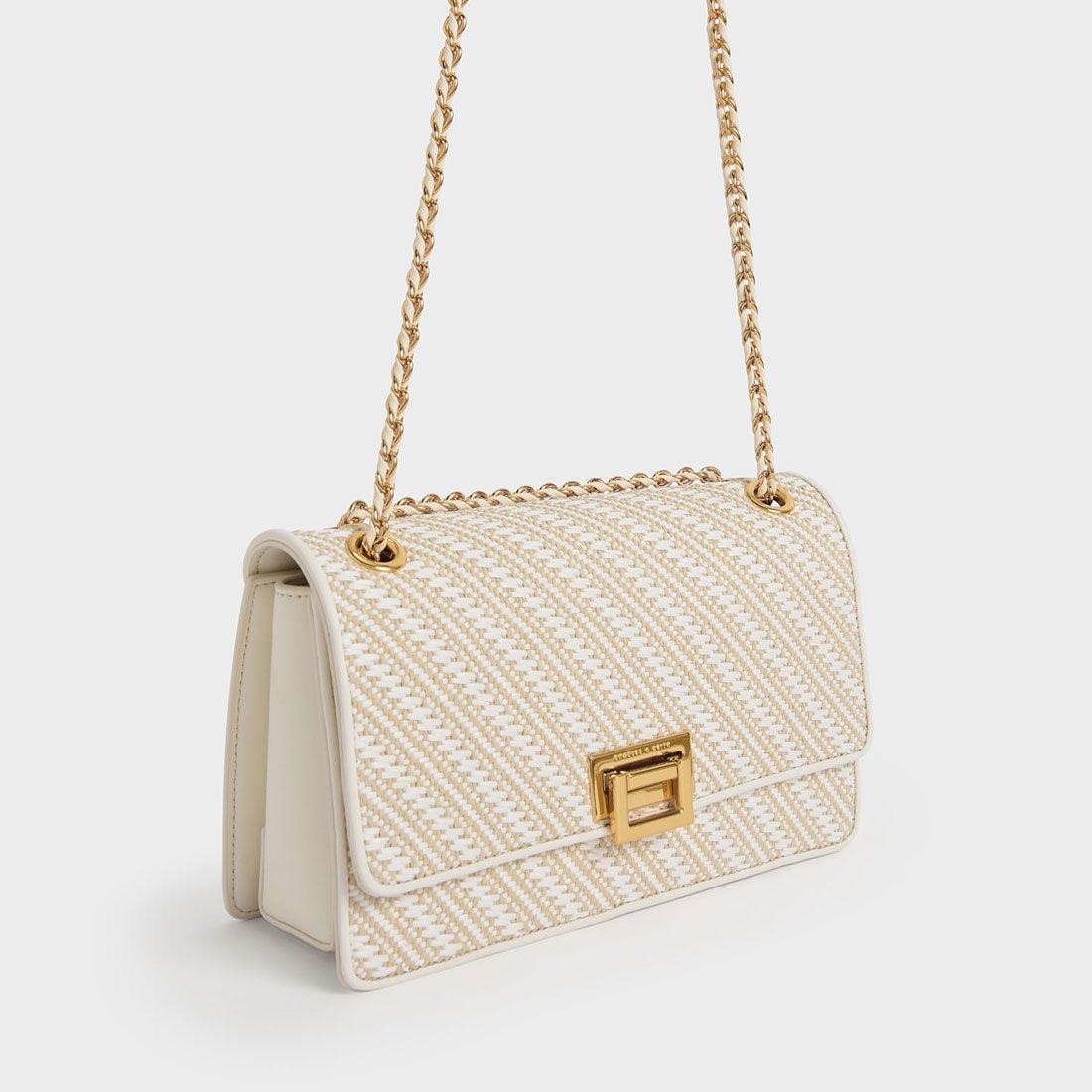 CHARLES & KEITH チェーンハンドル ショルダーバッグ 【再入荷