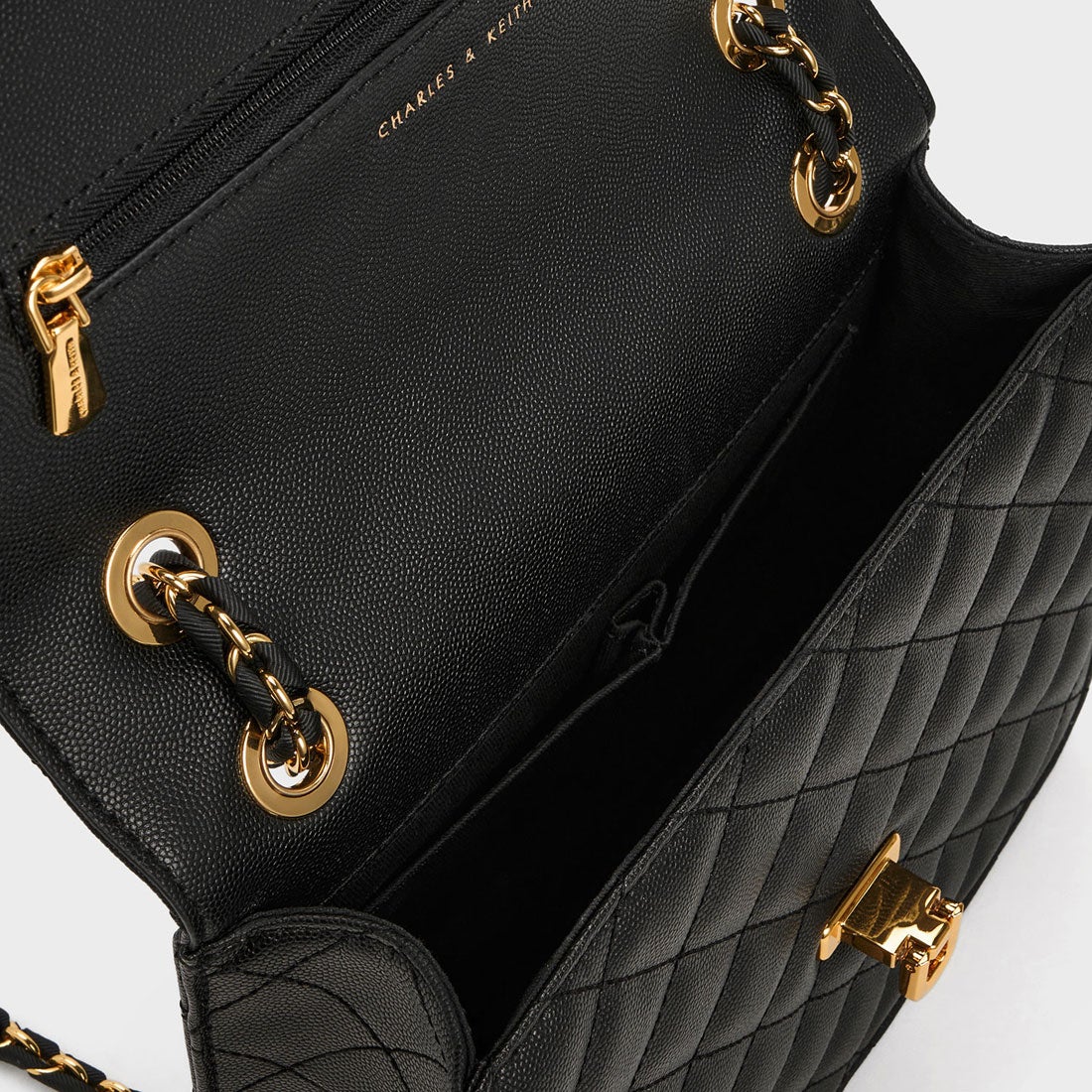 CHARLES & KEITH Cressida クレシダ キルトチェーンストラップバッグ