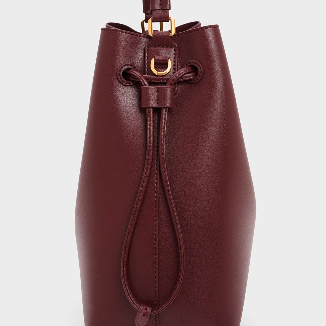 CHARLES & KEITH ドローストリング ホーボーバッグ （Burgundy） -靴