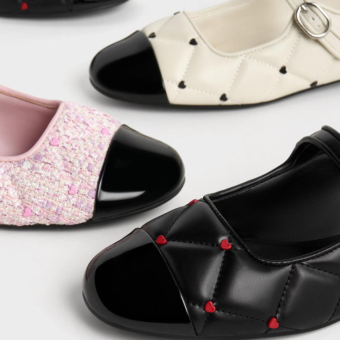 CHARLES & KEITH Dahlia ダリア ハートプリントメリージェーン （Chalk