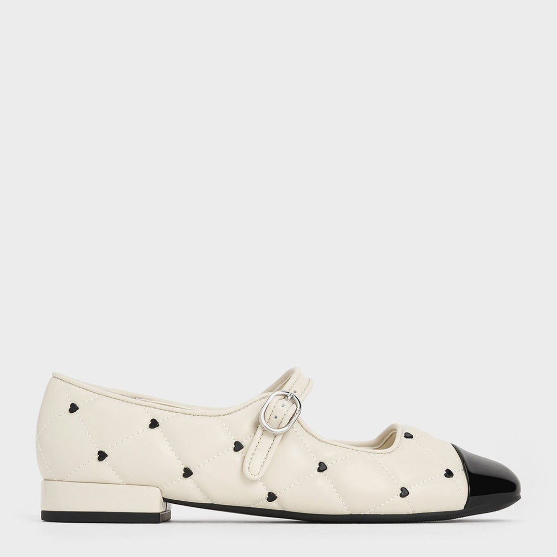 CHARLES & KEITH Dahlia ダリア ハートプリントメリージェーン （Chalk