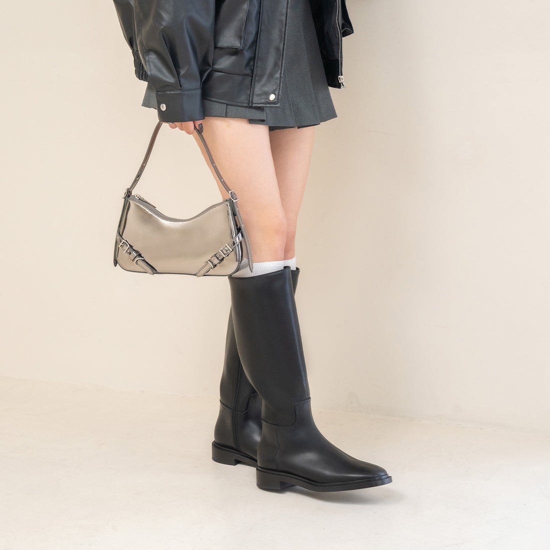 □ Y's ワイズ サイドジップ ストラップ レザーブーツ ロングブーツ