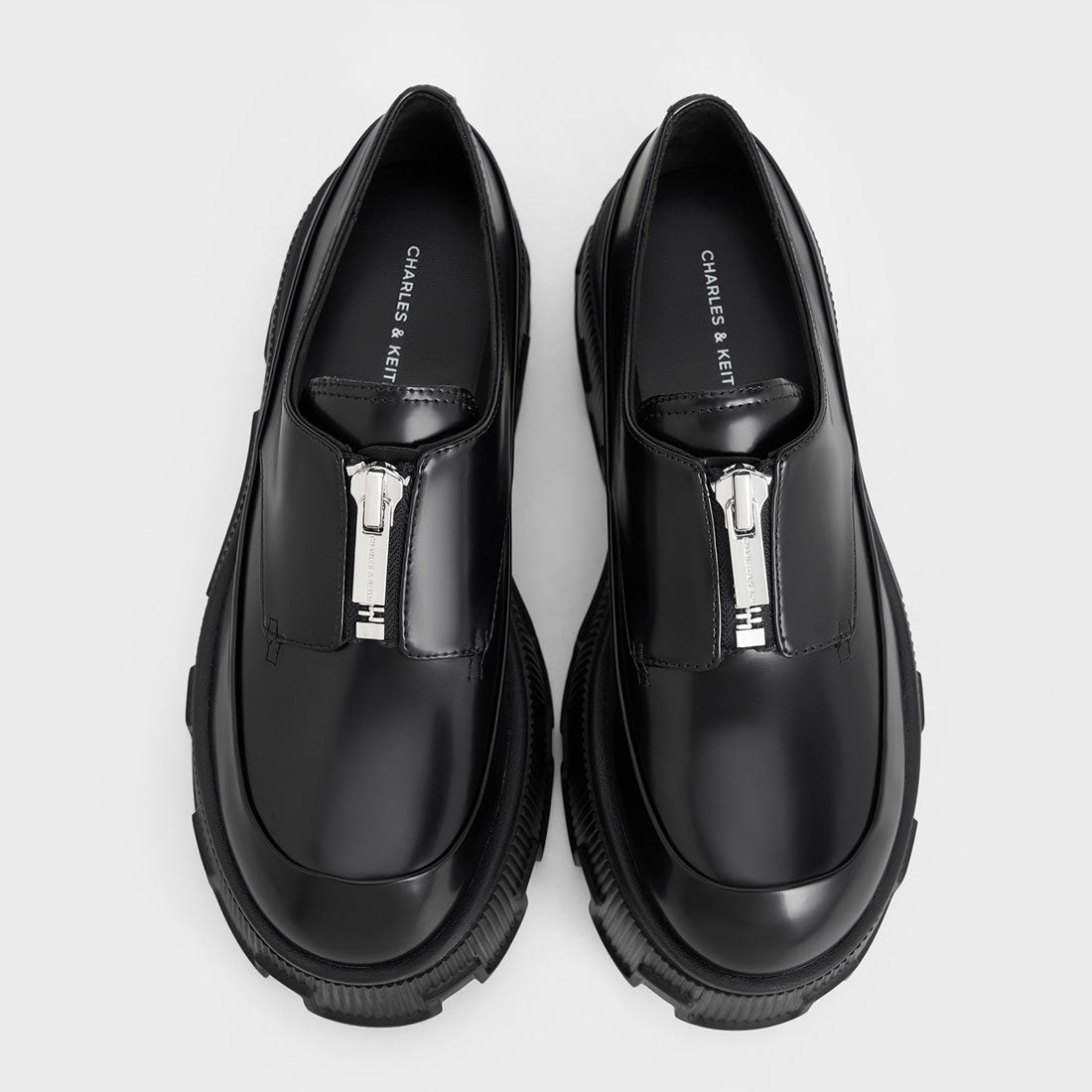 CHARLES & KEITH ジップアップ プラットフォームローファー（BlackBox