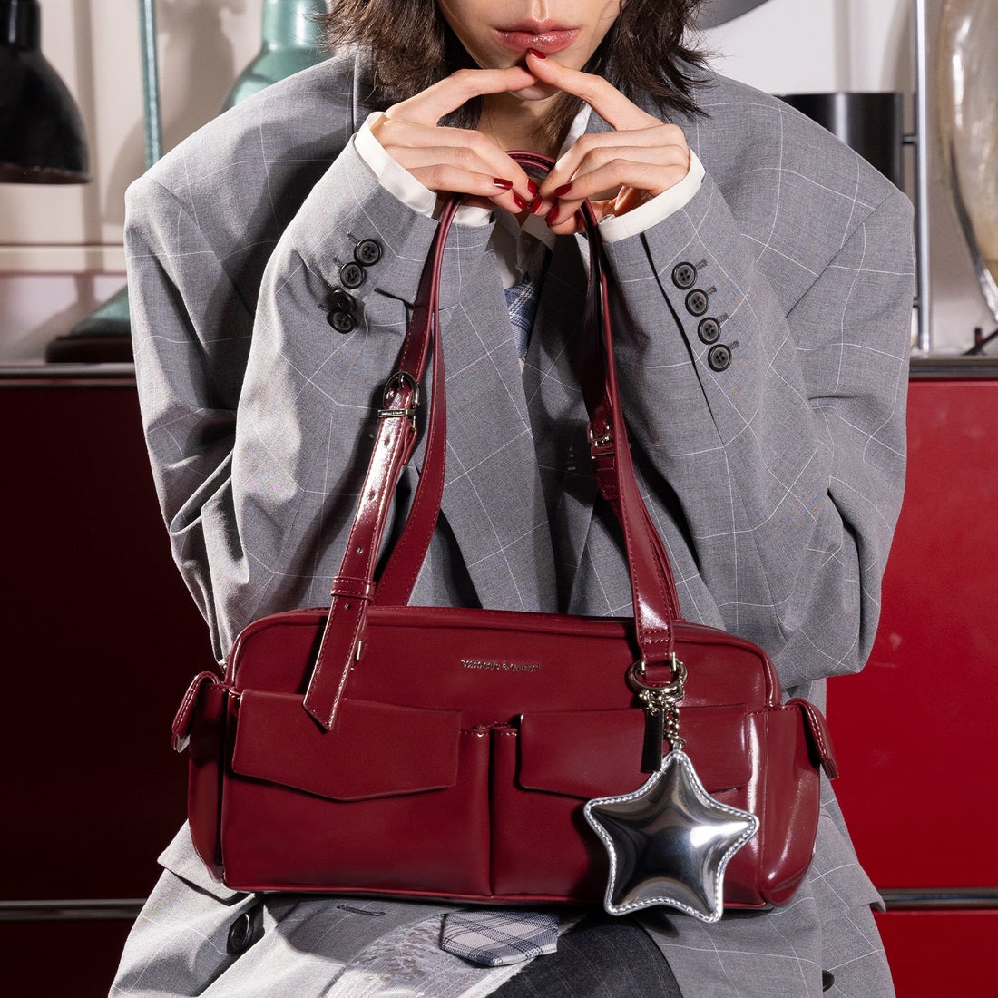 CHARLES & KEITH Rachel レイチェル イロンゲイテッドマルチポケット