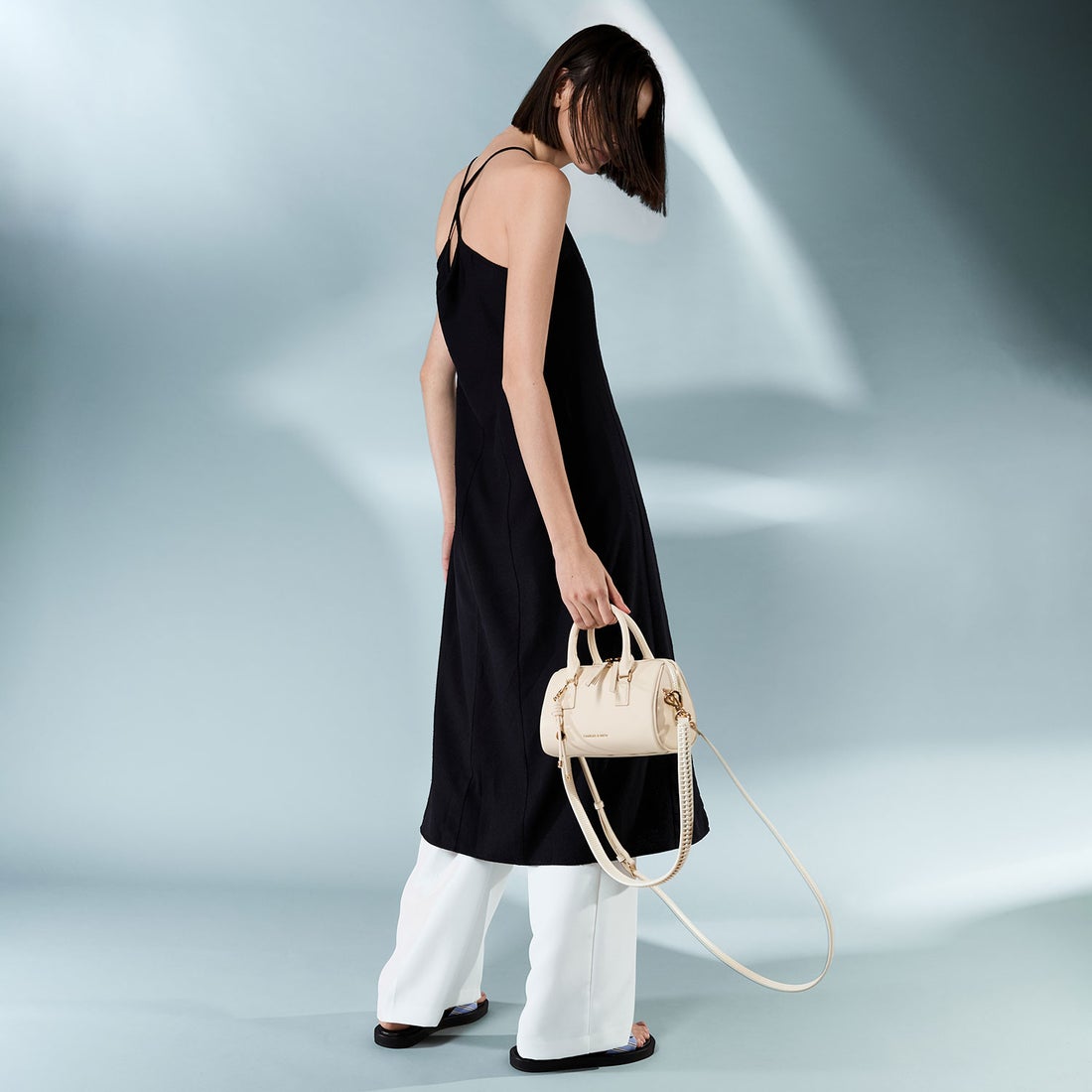 CHARLES & KEITH Everleigh エベルレイ ボウリングバッグ （Black