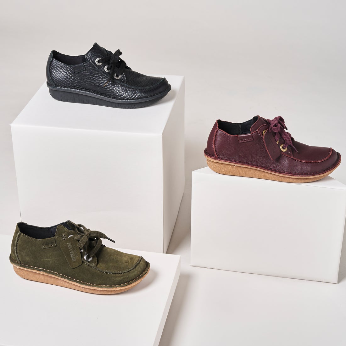 Funny Dream / ファニードリーム（ブラックレザー） -Clarks