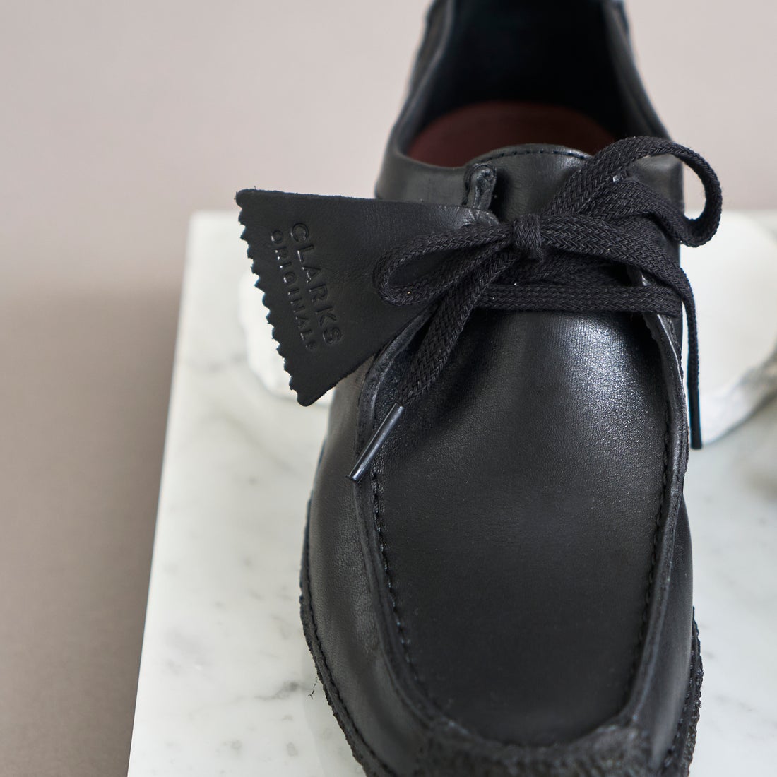 Natalie. / レディース ナタリー （ブラックスムースレザー） -Clarks