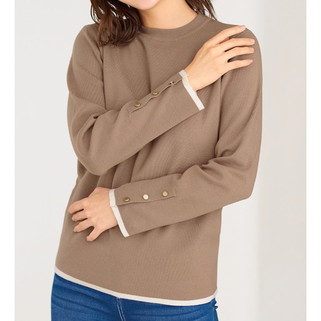 アロッタ Alotta 洗える！もっちりタッチバイカラー袖金ボタンニット