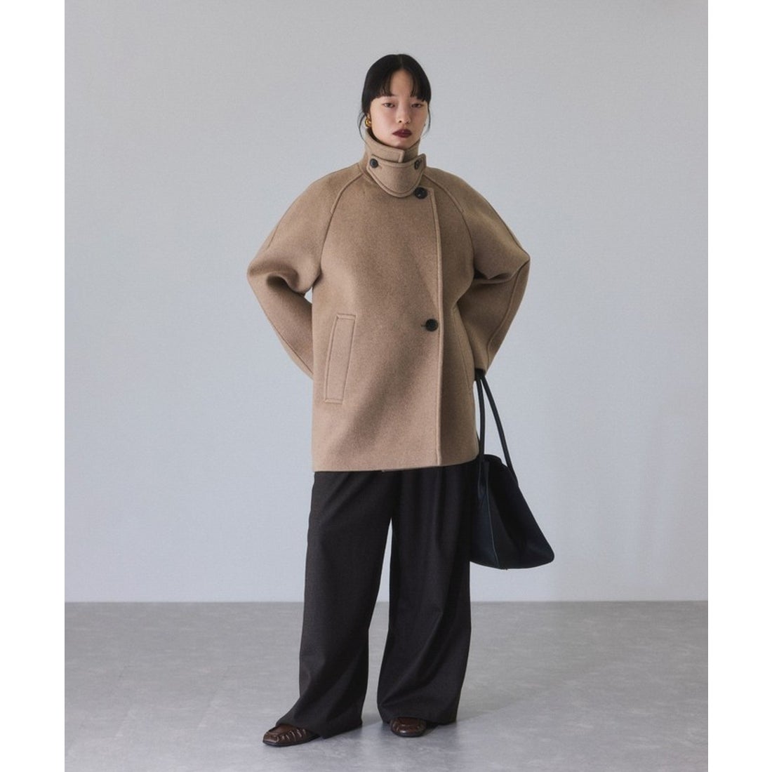 アダム エ ロペ ADAM ET ROPE' ウールボンディングミドルコート