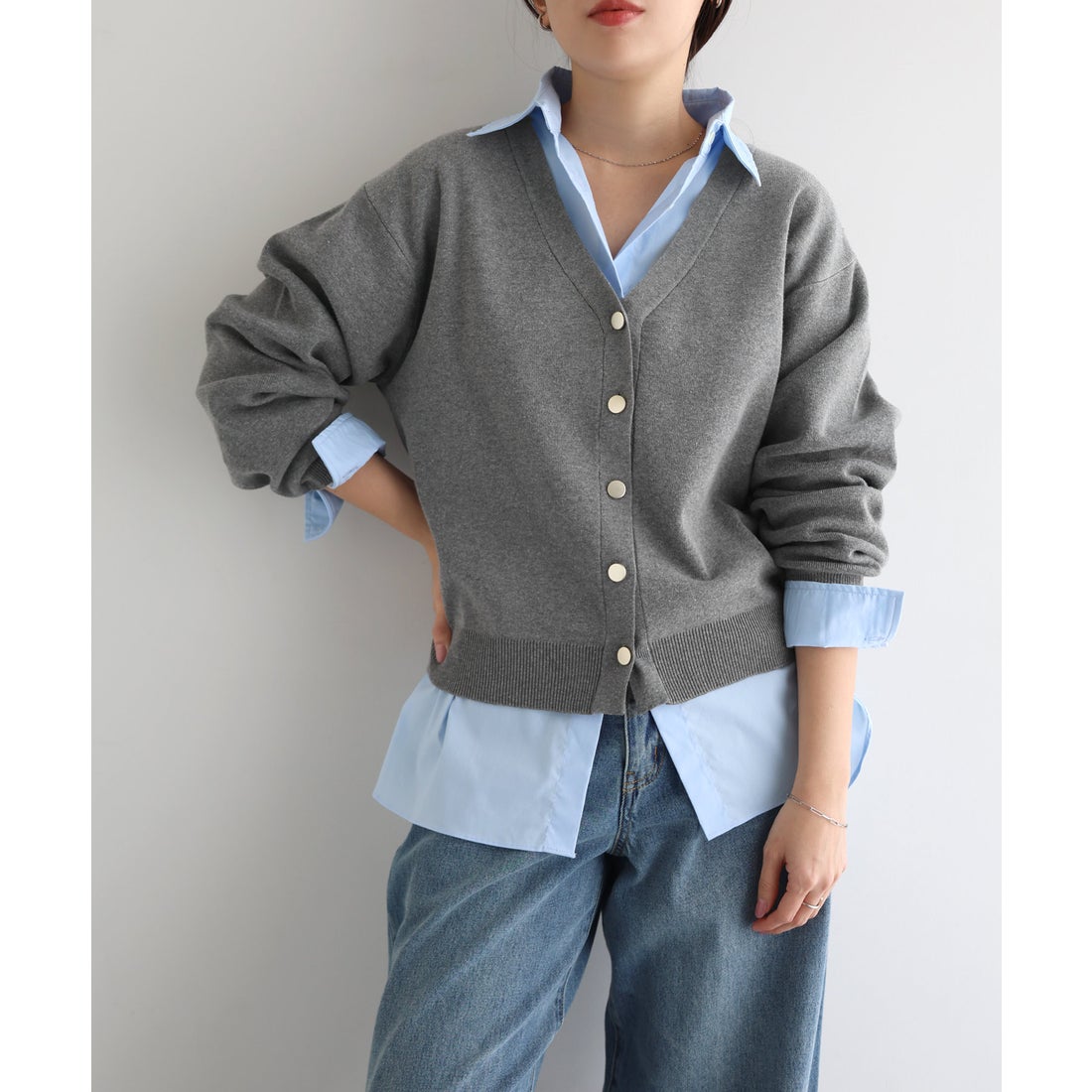 アンドミー andme メタルボタン 長袖 Vネック ニット カーディガン