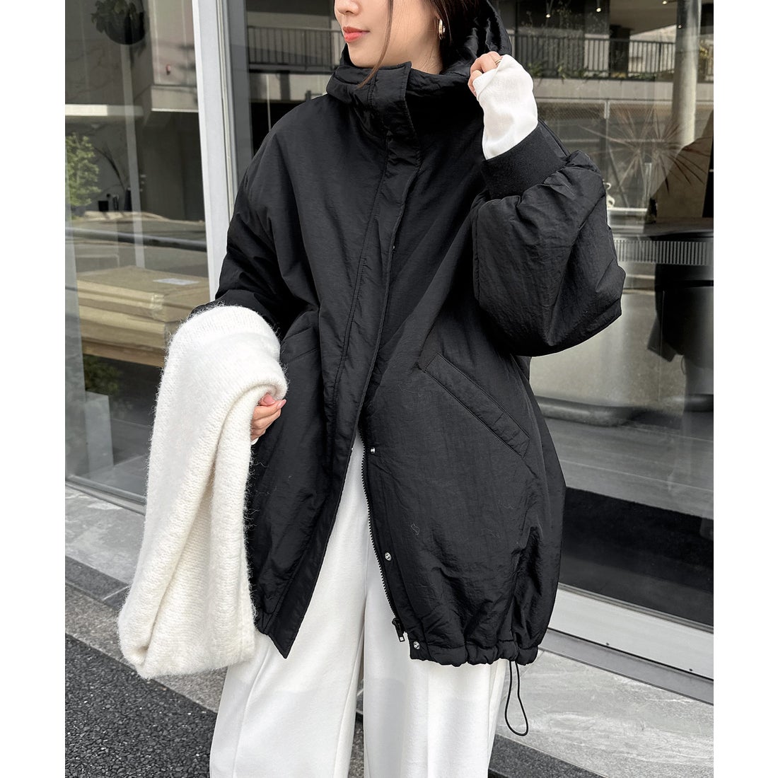 アンドミー andme ナイロン オーバーサイズ モンスターパーカー