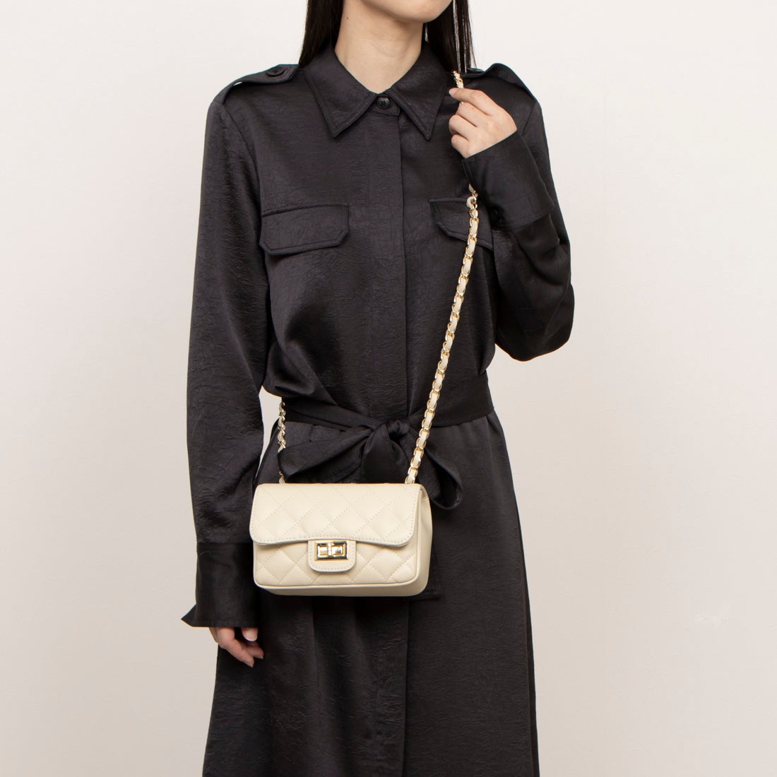 アンドレアカルドネ Andrea Cardone キルティングショルダーバッグ