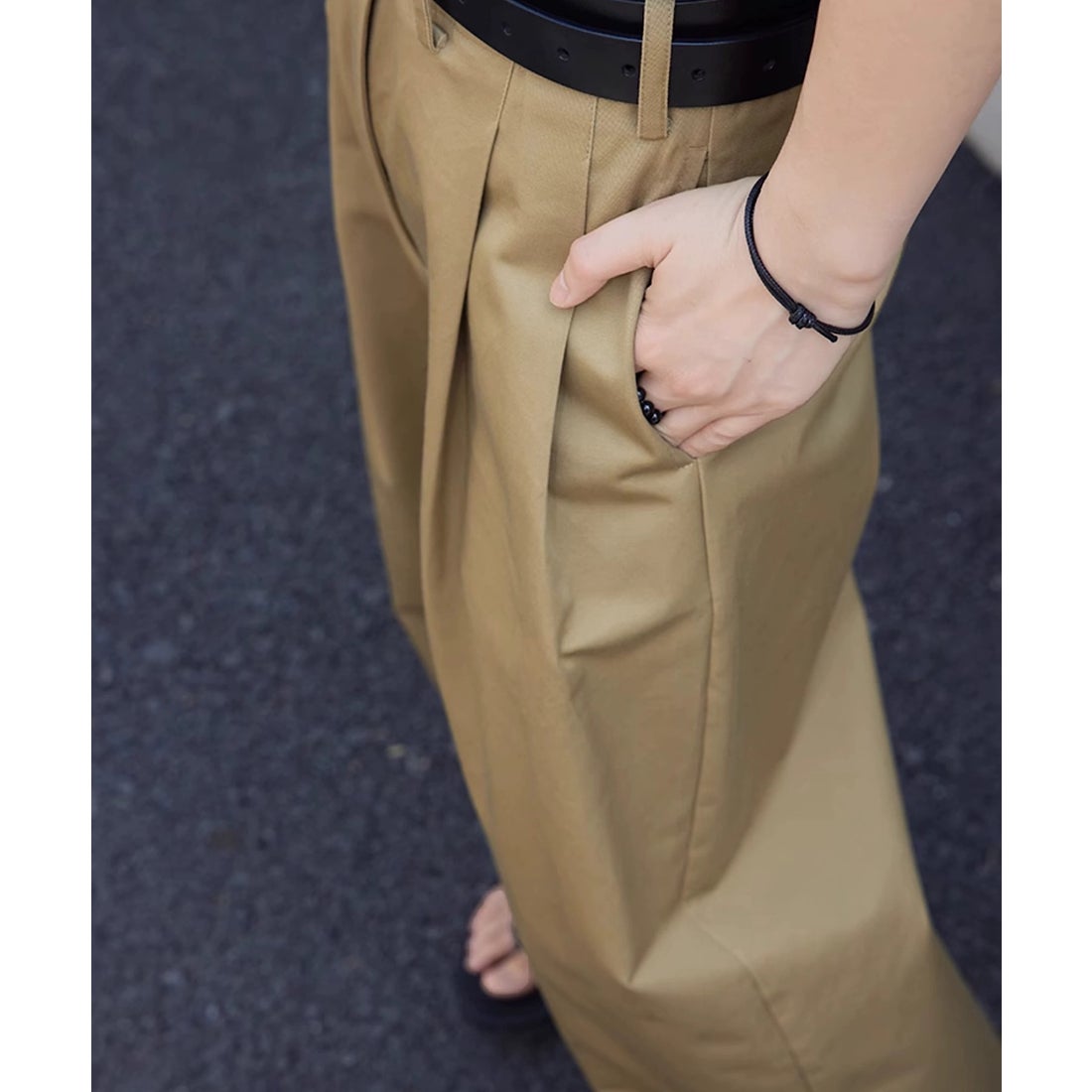 アナザーエス ANOTHER S タック入りワイドチノパン （ベージュ