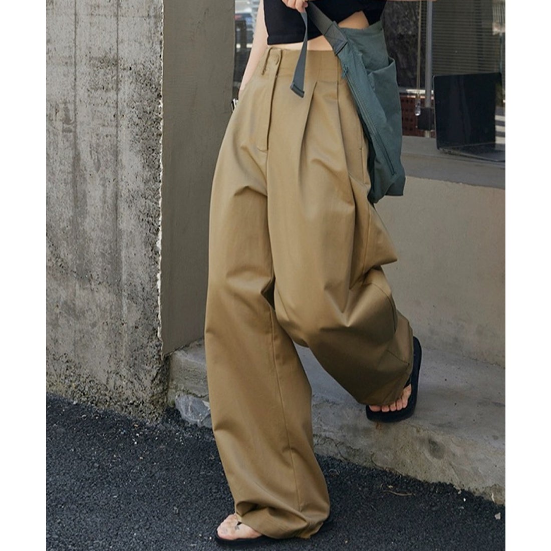 アナザーエス ANOTHER S タック入りワイドチノパン （ベージュ