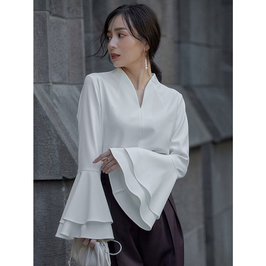 アニュアンス anuans ラッフルスリーブブラウス （BEIGE