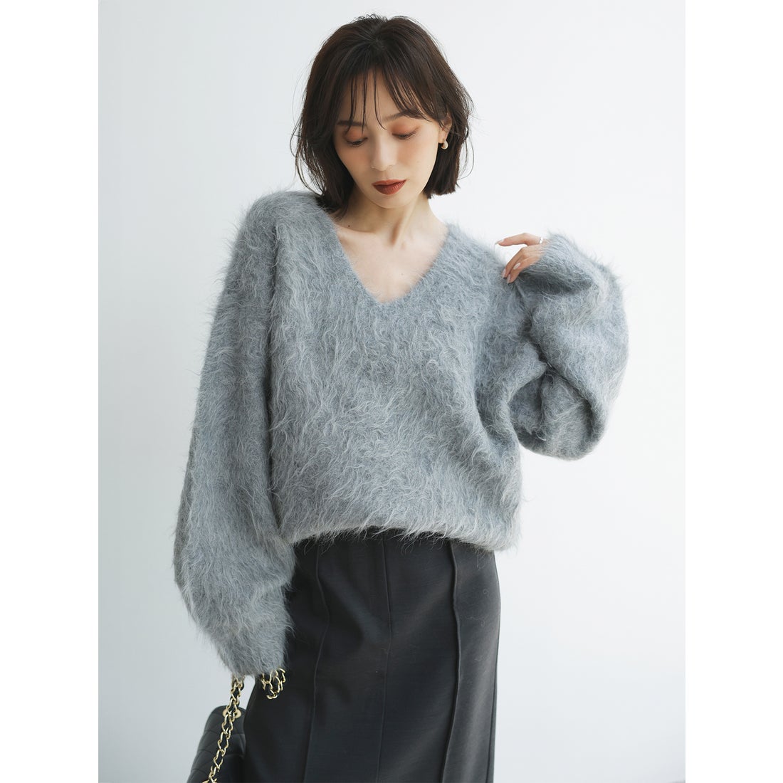 アニュアンス anuans *スーリーアルパカニットプルオーバー （GREY