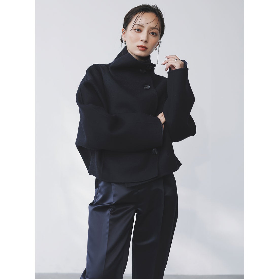 アニュアンス anuans スタンドネックリバーショートコート （BEIGE