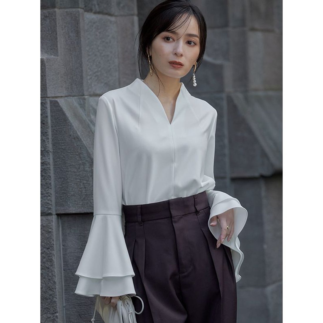 アニュアンス anuans ラッフルスリーブブラウス （BEIGE