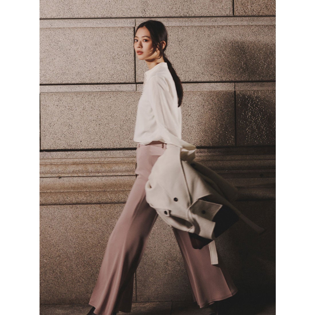 アニュアンス anuans パールトリムブラウス （BEIGE） -ファッション