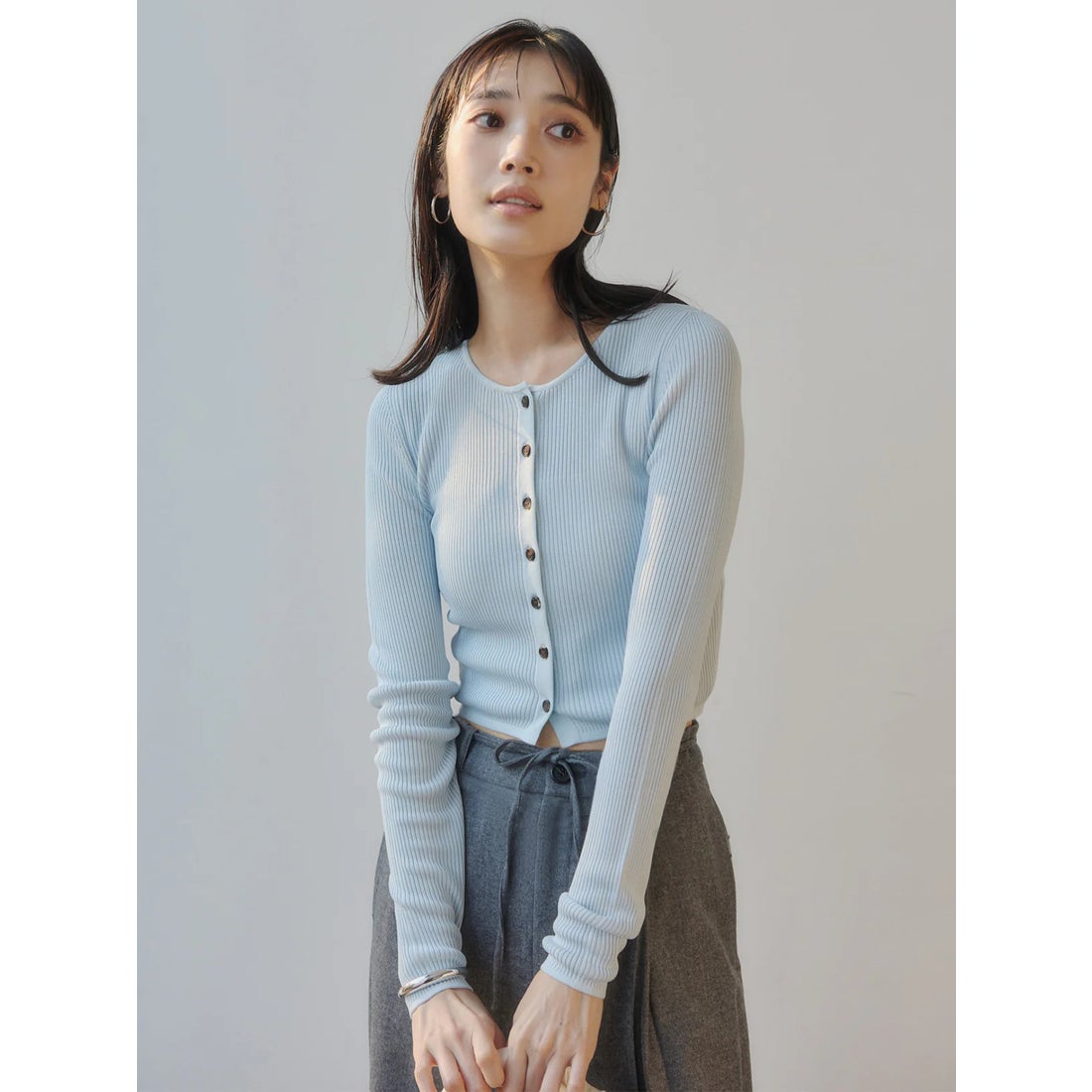 アニュアンス anuans リュクスビスコースリブニットカーディガン （SAX