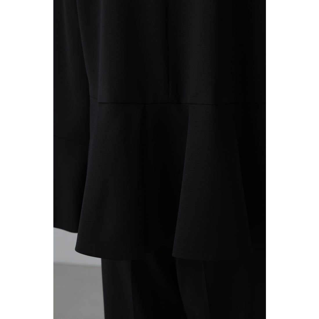 アドーア ADORE ドライミドルジョーゼットジャケット （ブラック