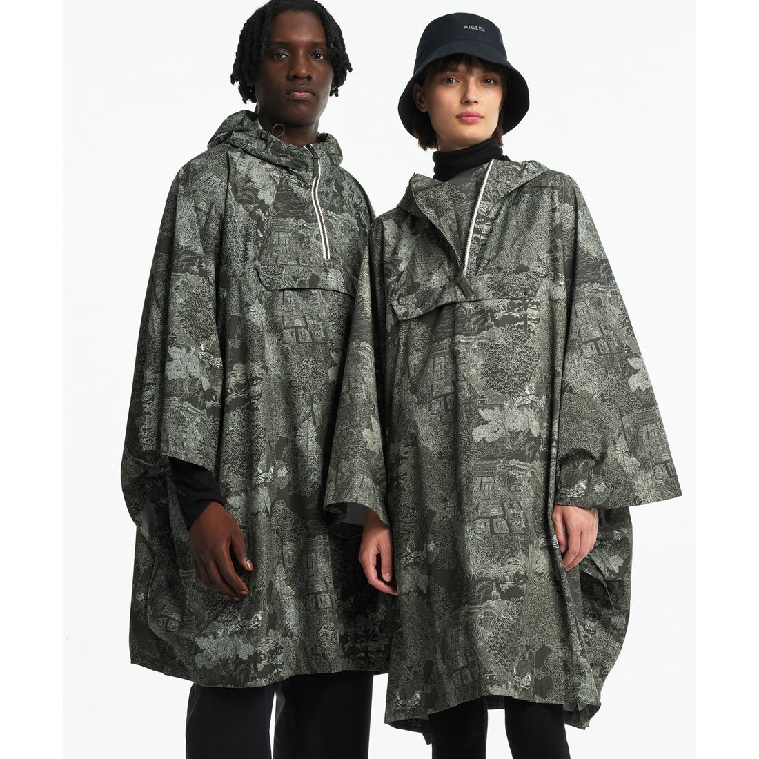 エーグル AIGLE 【国立自然史博物館】 透湿防水 ポンチョ （モス
