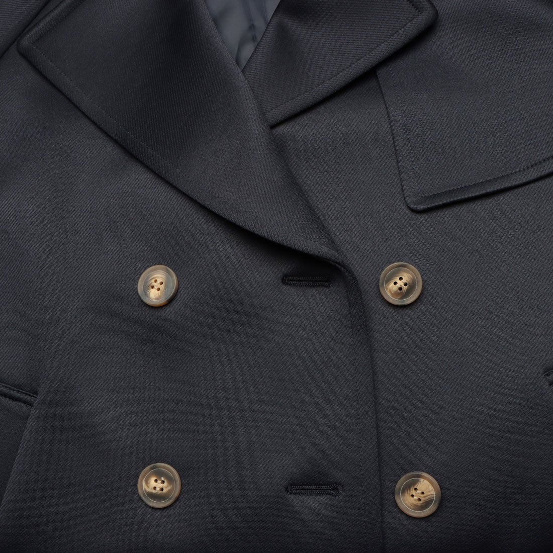 アプワイザーリッシェ Apuweiser-riche ライトカルゼケープコート （紺