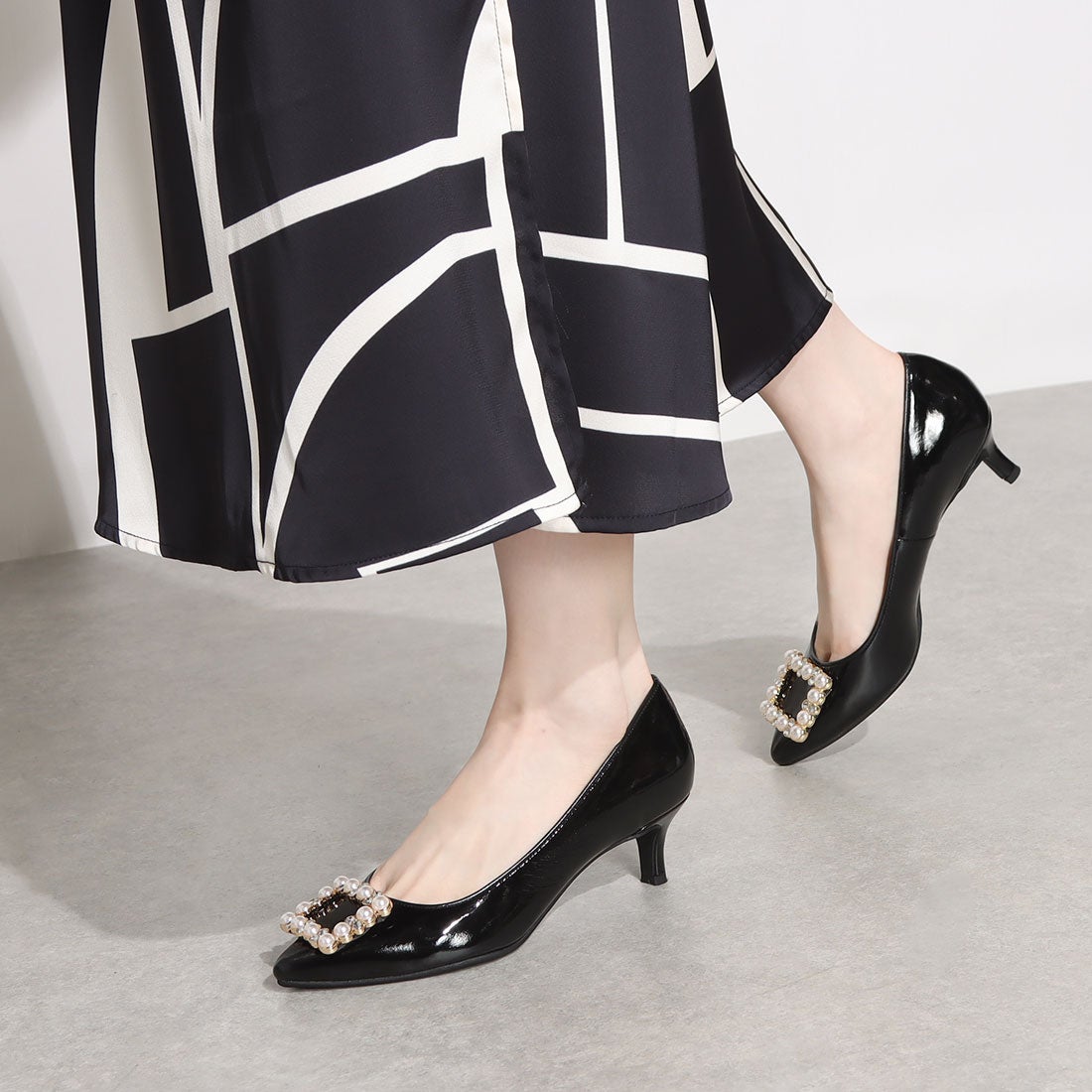 アルテミス バイ ダイアナ artemis by DIANA パールビジューバックル