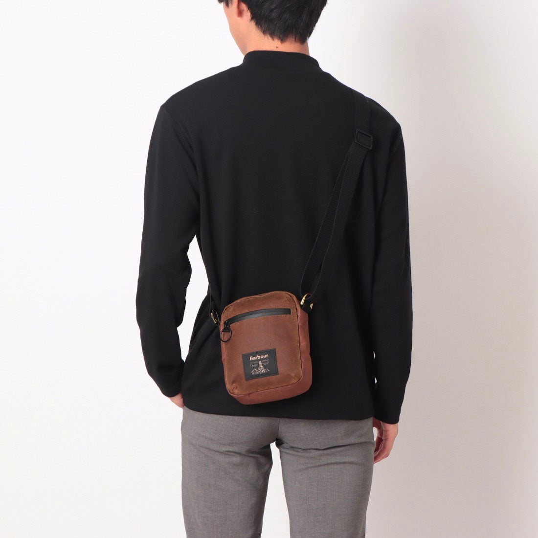 バブアー Barbour ショルダーバッグ （tan/black） -靴＆ファッション