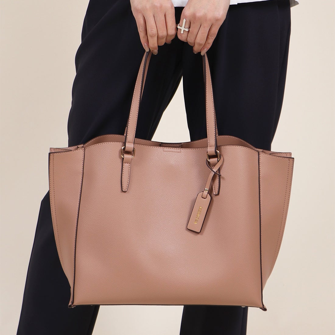 BASE 【A4対応】3層タイプ フェイクレザー トートバッグ -靴