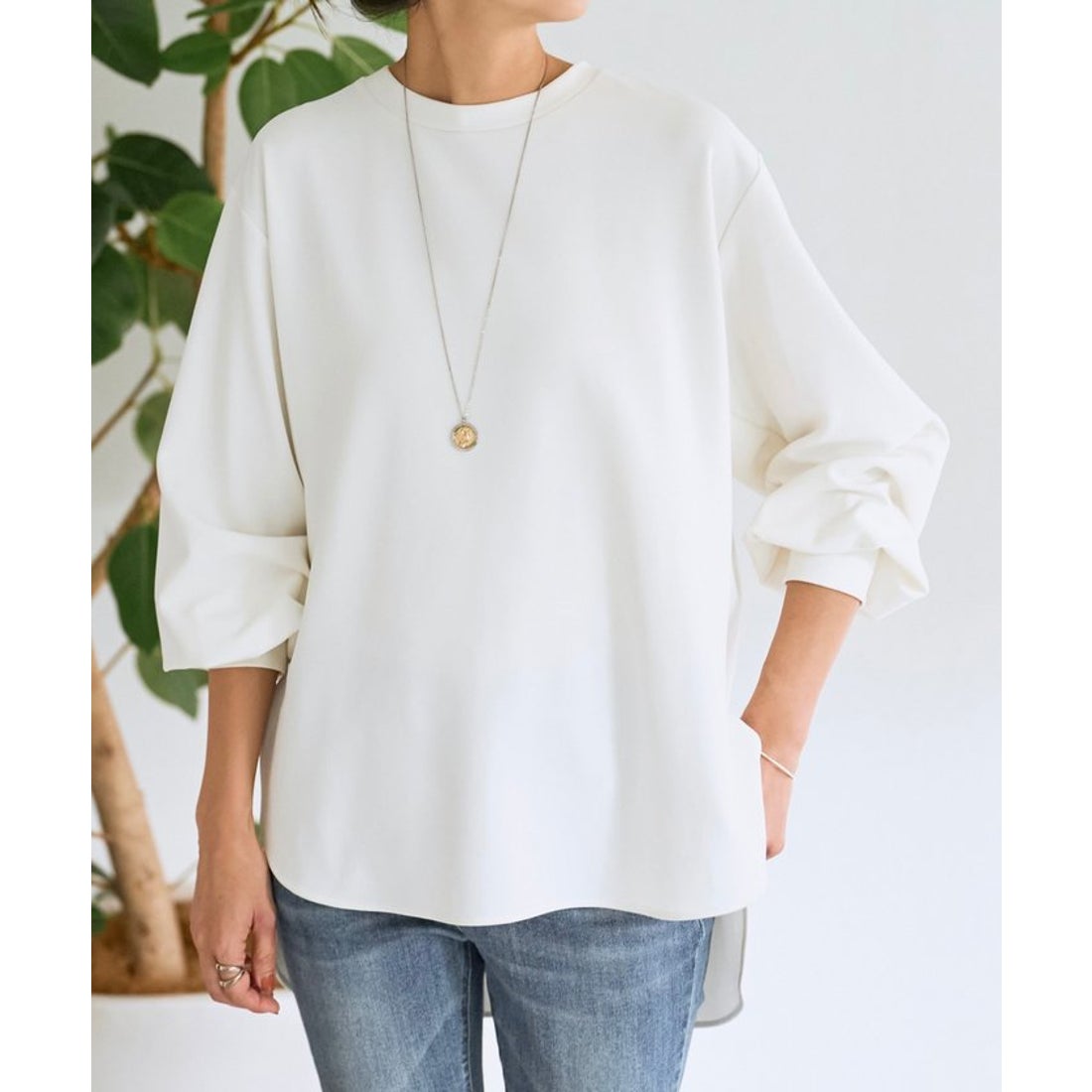 ビアズリー BEARDSLEY 《9/22(月) 18時－ホワイト予約開始》Tブラウス