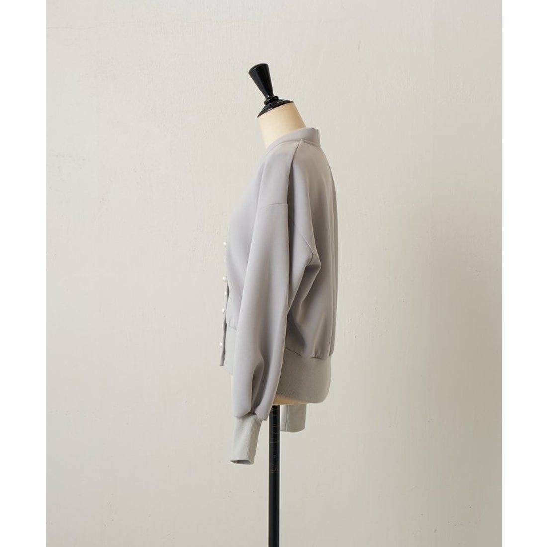 ビアズリー BEARDSLEY パール釦ダンボールカーディガン （gray