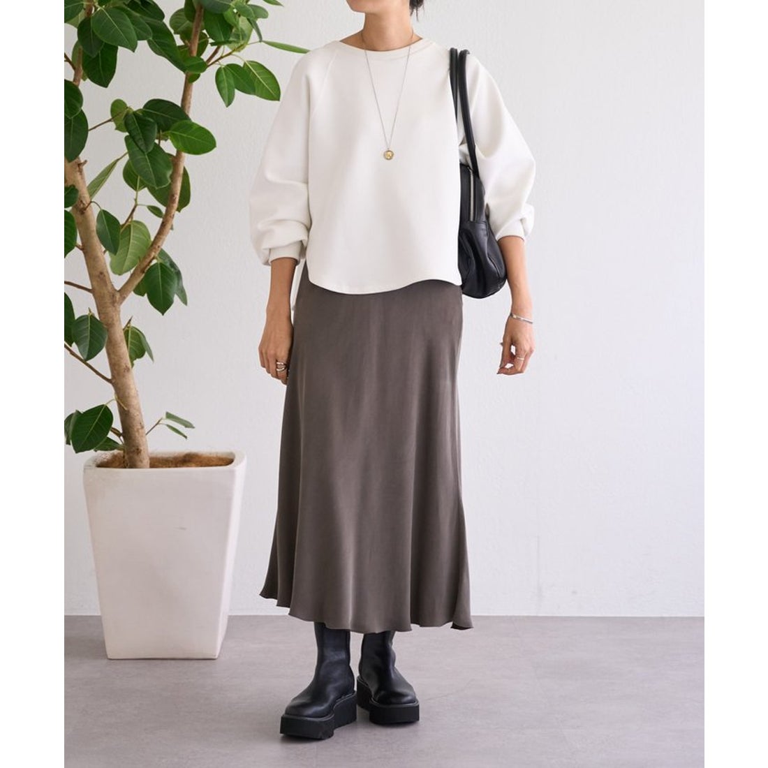 ビアズリー BEARDSLEY ダンボールサークルプルオーバー （gray