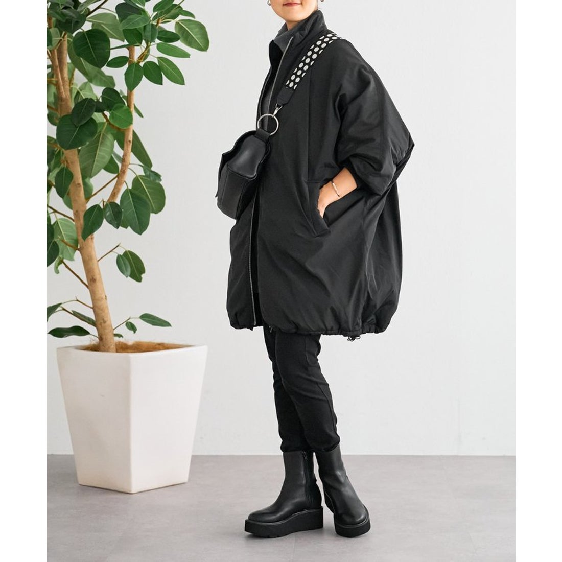 ビアズリー BEARDSLEY 中綿BIGポンチョ （black） -ファッション通販