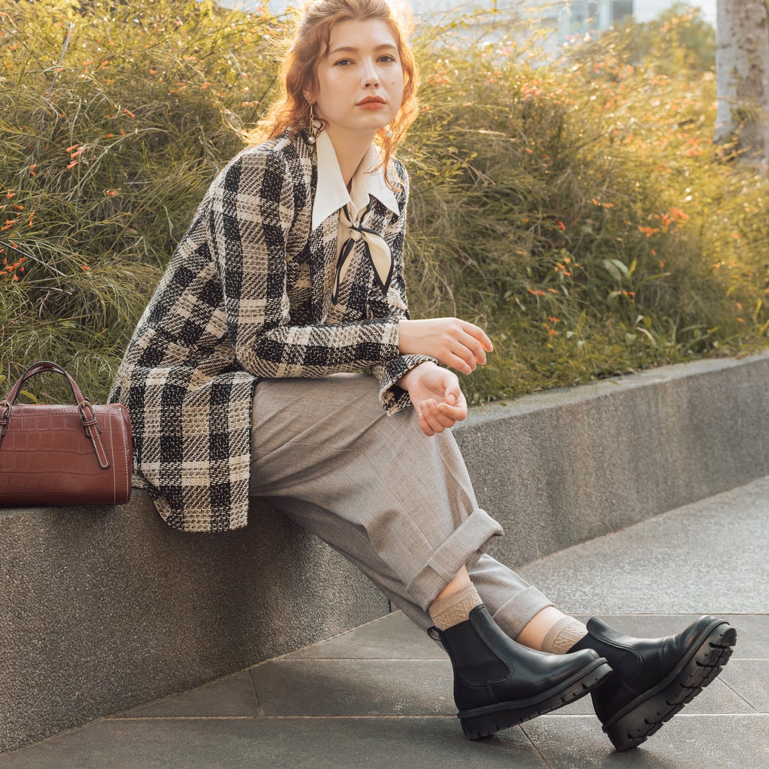 ブソラ bussola 撥水厚底サイドゴアショートブーツ （ブラック