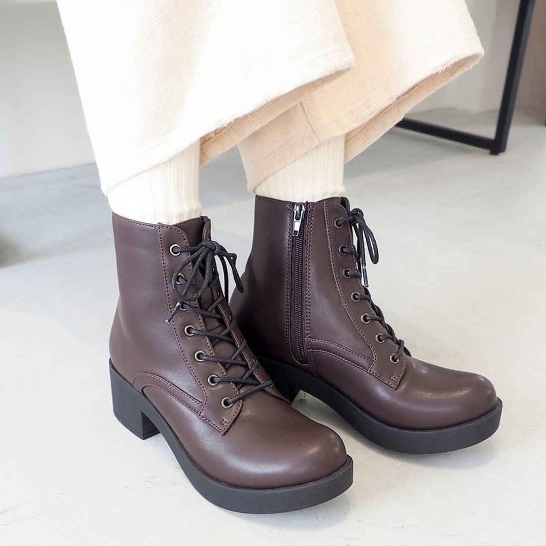 バイアシナガオジサン by あしながおじさん 厚底レースアップブーツ